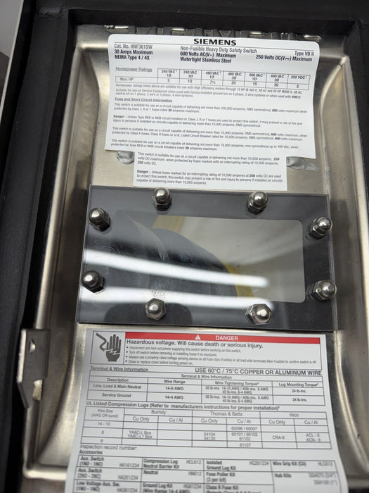 New Siemens HNF361SW 30A 600V 3 Pole Heavy Duty Safety Switch Non-Fuse Type 4X