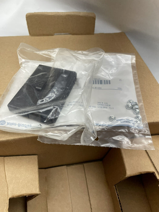 2711-T6C1L1 NEW ALLEN BRADLEY 4.48 PanelView 600 HMI RIO REMOTE I/O PV600 2711-T