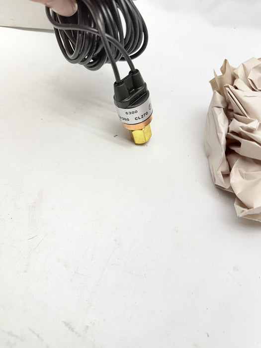 TRANE CNT01087 control HIGH PRESSURE CUTOUT X13210085010 ACB-2UB76W