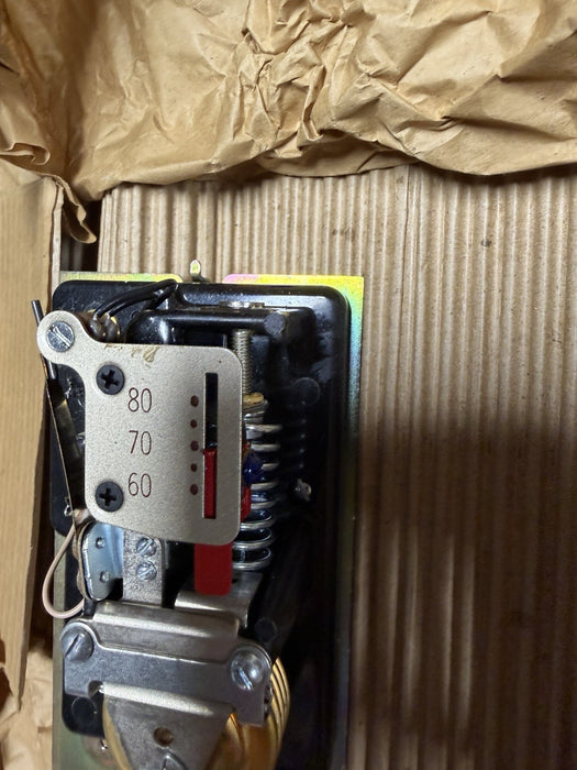 T921A 1191 NEW UNUSED HONEYWELL THERMOSTAT PROP VALVE DAMPER CONTROL TRADELINE