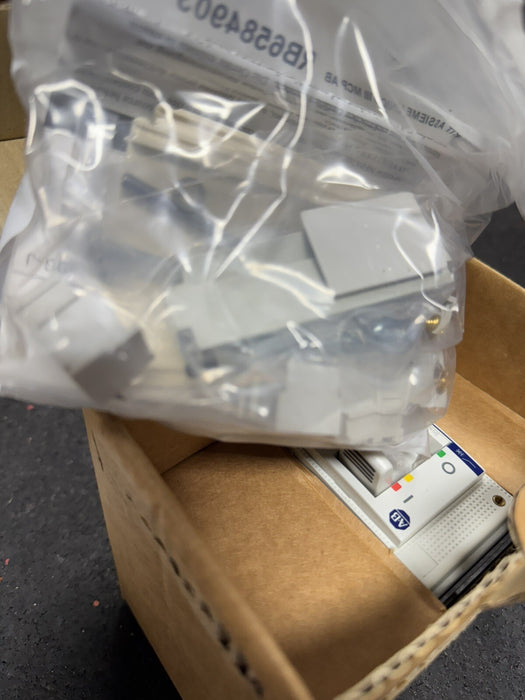 140MG-G8P-C30 ALLEN-BRADLEY BULLETIN 140G 30 AMP MOTOR CIRCUIT PROTECTOR MCP