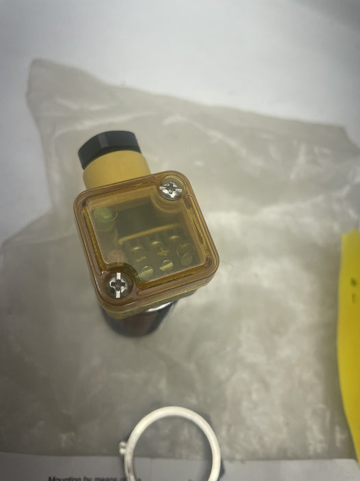 NEW TURCK INDUCTIVE SENSOR PROX BI10-G30SK-AZ3X2 4346400