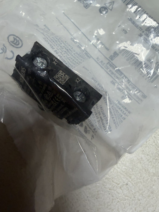 NEW SIEMENS 3SU1401-1BH60-1AA0 LED MODULE WH FRONT 24-240v AC/DC