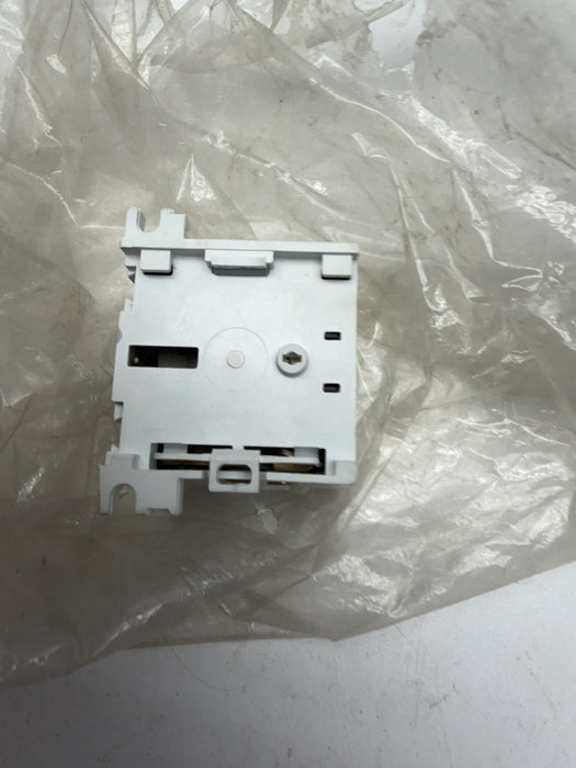 Allen Bradley 190E-MND2-CB40S Mini Contactor 100-MO5N*3