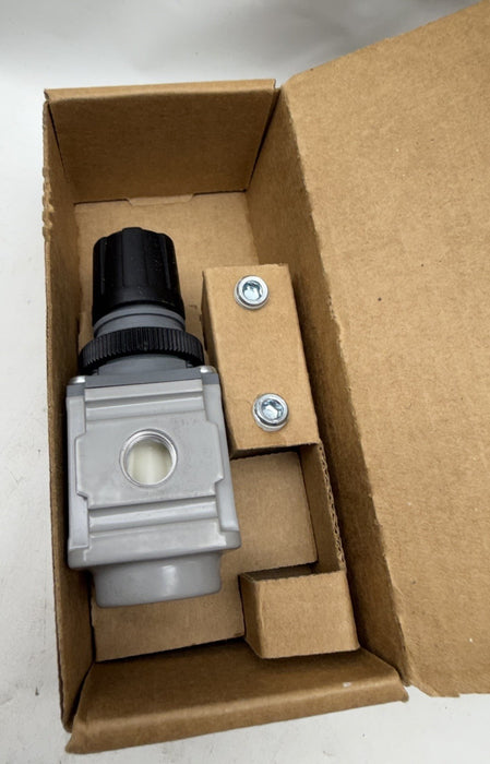 Parker P31RB92BNNP Pneumatic Regulator 1/4in Npt 0-125psi