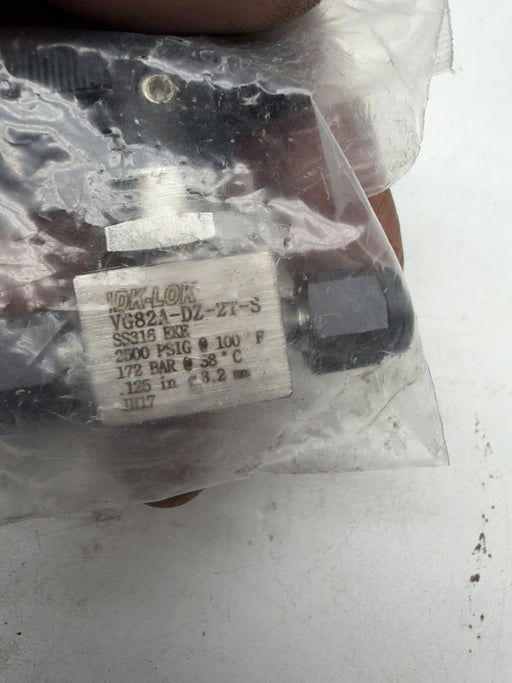 VG82A-DZ-2T-S DK-LOK 1/8” Double Ferrule Compression Ball Valve