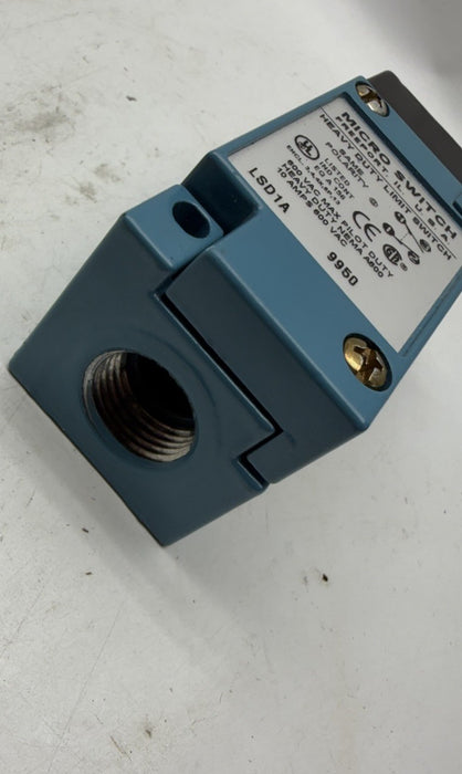 Missing Screws HONEYWELL LSD1A Micro Switch Top Plunger Roller