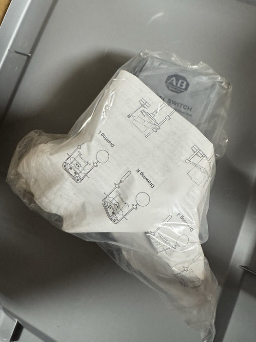 840-A42 NEW UNUSED ALLEN BRADLEY FLOAT SWITCH CONVERTIBLE FOR SUMP OR TANK