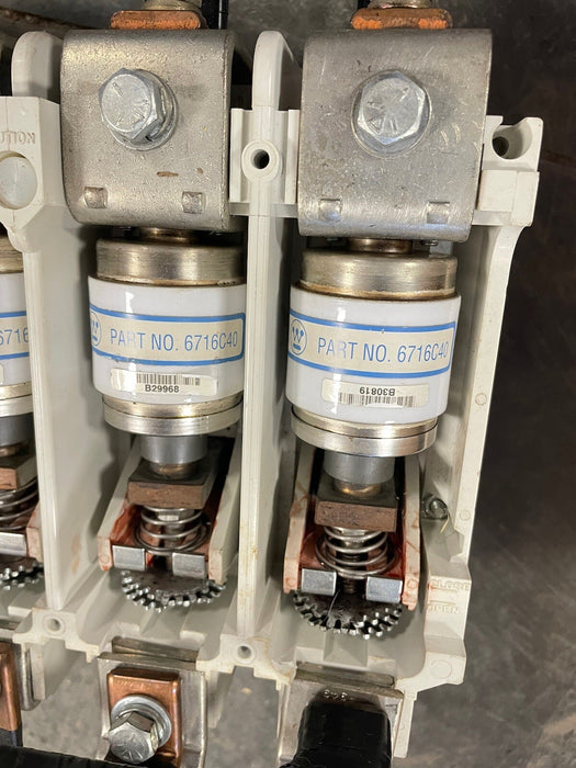 V211K5CJZ1 NEMA 5 REVERSING VACUUM CONTACTOR CUTLER HAMMER 110/120V COIL 270A