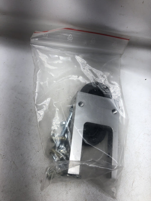 QTY 1 NEW SICK WEATHER HOOD FOR UNIVERSAL CLAMP BRACKET OBW-KHS-M01 2023240