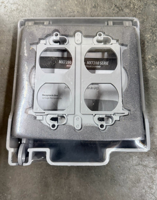 1pcs HUBBELL TAYMAC MX7280S 2-Gang Vertical In Use Weatherproof Cover 55-IN-1
