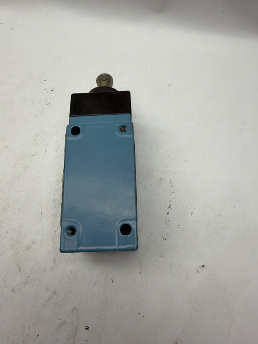 HONEYWELL LSD1A Micro Switch Top Plunger Roller