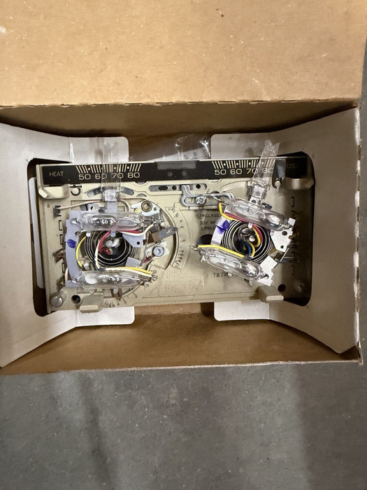 T874D 1165 HONEYWELL MULTISTAGE THERMOSTAT 24V 2 STG HEAT/2 STG COOLING T874 D