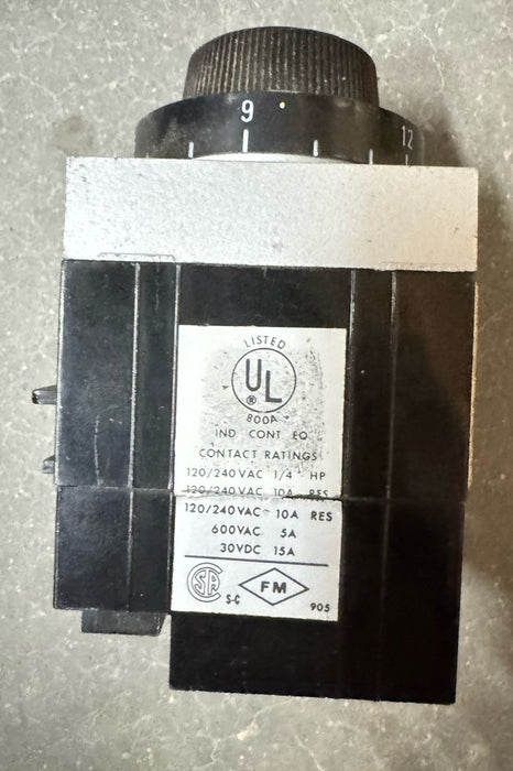NEW UNUSED AGASTAT 7022AC TIMING RELAY 1.5-15 SEC TIMER