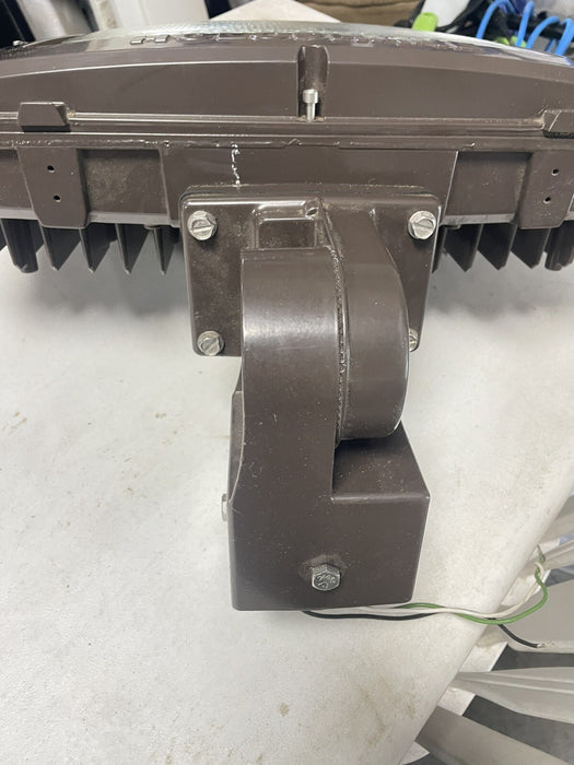 NEW UNUSED HALOPHANE MEDIUM PREDATOR LED LIGHT ACUITY PMLED 480vac LAMP OUTDOOR