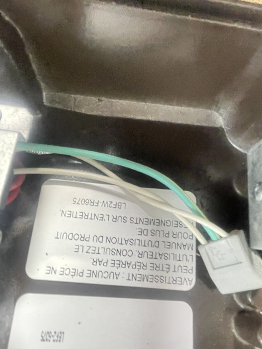 NEW UNUSED HALOPHANE MEDIUM PREDATOR LED LIGHT ACUITY PMLED 480vac LAMP OUTDOOR