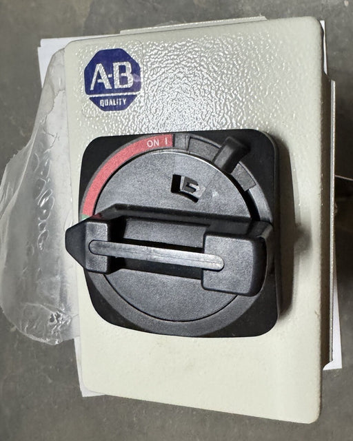 ALLEN BRADLEY 194E-FA40 / 194EFA40 NEW IN THE BOX