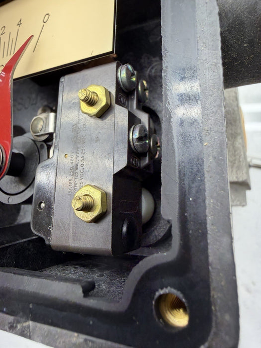 UNIVERSAL FLOW MONITORS Model 020GM-6-1122V.9-A3NR Surplus Flow Switch B60446