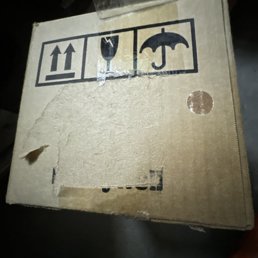 UDC3500 NEW UNUSED HONEYWELL CONTROLLER  DC3500-EE-1B20-110-00000-E0-0