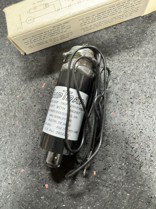 SKM TRIP TRAP INTERLOCK TRIP INDICATOR 110 VAC RESET WITH MAGNET NIB