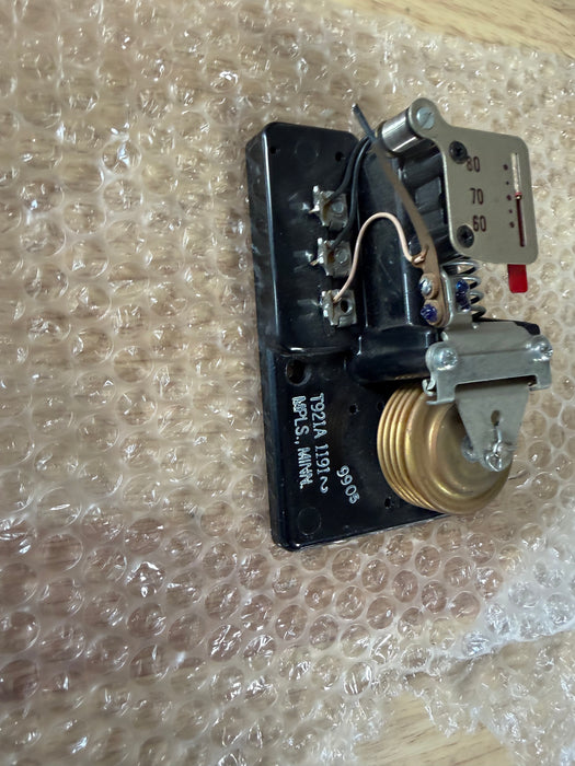 T921A 1191 HONEYWELL THERMOSTAT PROP VALVE DAMPER CONTROL  TRADELINE no accessories /cover