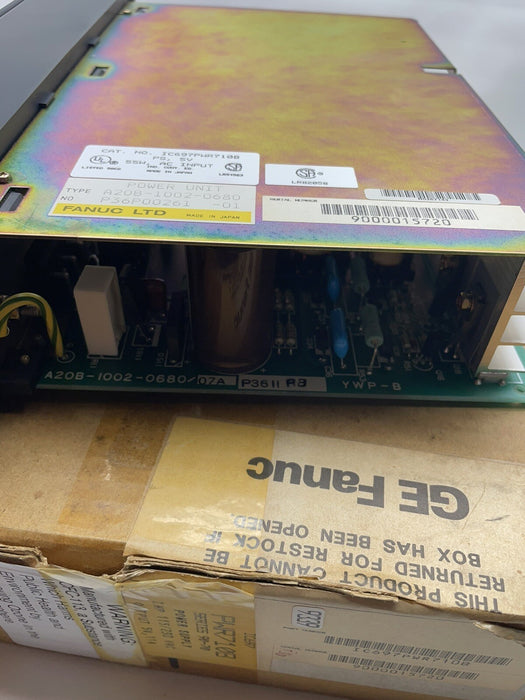 PWR710B GE FANUC IC697PWR710B POWER SUPPLY IC697 SERIES 90-70  115/230 VAC