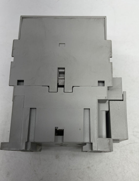 NEW ALLEN BRADLEY C30 CONTACTOR WITH NO SIDE AUX CONTACT AND 10 VAC COIL