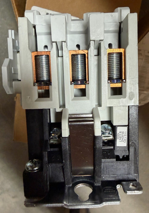 Eaton CN15GN3AB NEMA OPEN 3 POLE CONT SIZE 2 120V COIL 45 AMP SERIES B1 FREEDOM