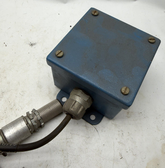 NOS AVTRON 12-15VDC 30MA PULSE TACHOMETER M185