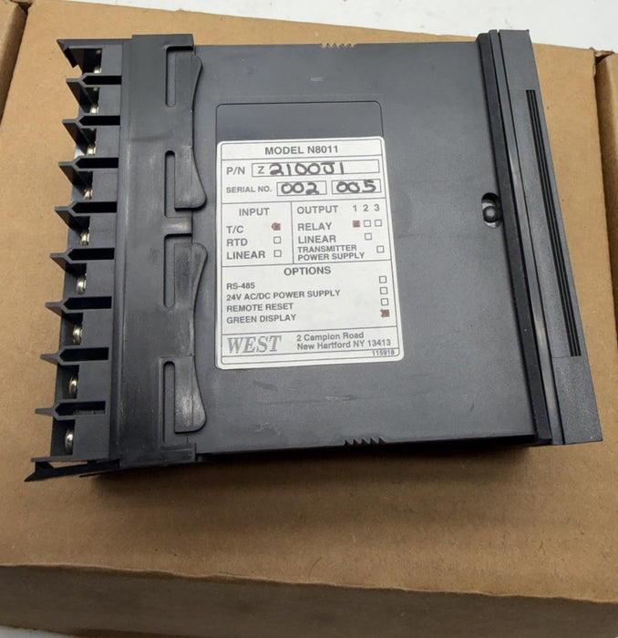 NEW WEST 8010 CONTROLLER N8011Z21000J1 Thermocouple INPUT   N8011  Z2110 J1 Temp