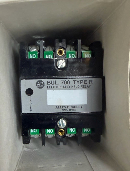NEW ALLEN-BRADLEY BULLETIN 700 700-R400A1 TYPE R 120V AC RELAY 0 N.C 4 N.O