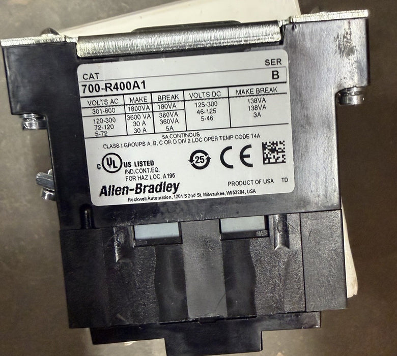 NEW ALLEN-BRADLEY BULLETIN 700 700-R400A1 TYPE R 120V AC RELAY 0 N.C 4 N.O