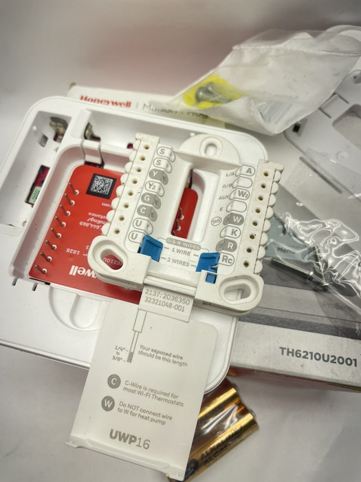 NEW HONEYWELL HOME T6 PRO THERMOSTAT PROGRAMMABLE  HVAC TH6220U2000