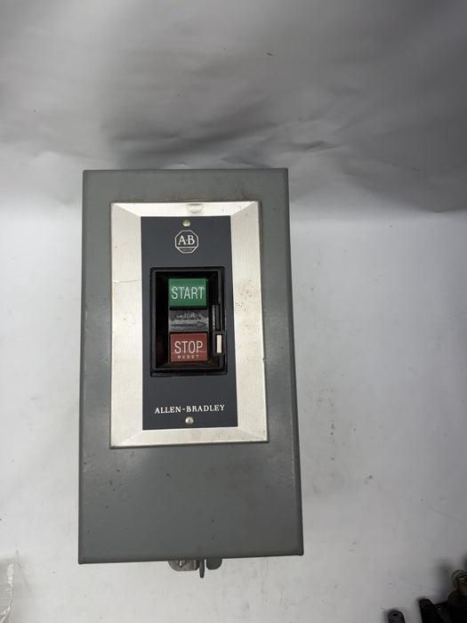 NEW  609-AAW SEALED ALLEN-BRADLEY 3 PHASE AC MANUAL STARTER NEMA TYPE 12