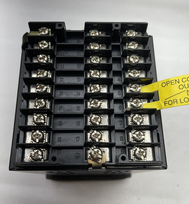 NEW HONEYWELL UDC3300 TEMP CONTROLLER DC330E-KT-000-20-000000-00-0 90-250VAC