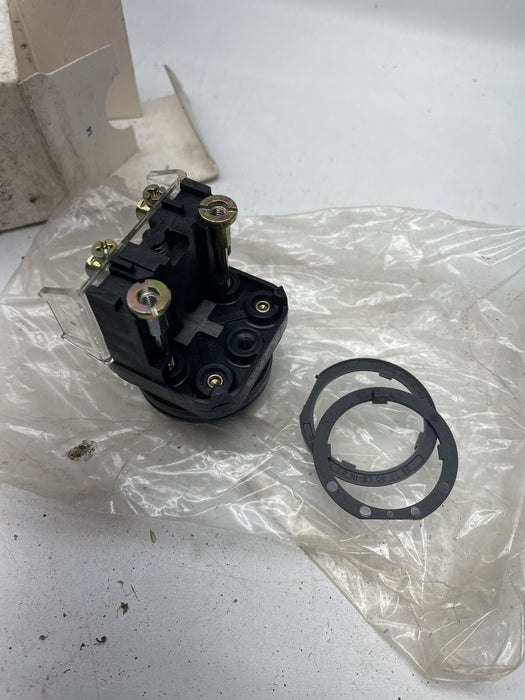 ALLEN-BRADLEY 800H-AR1D1 SER F NON-ILLUMINATED GREEN FLUSH HEAD PUSH BUTTON 1 NO