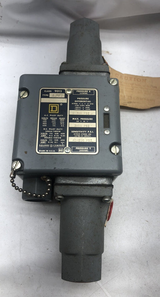 NEW 9012 AJW3 INDUSTRIAL PRESSURE SWITCH ADJUST DIFFERENTIAL 0-300 PSI