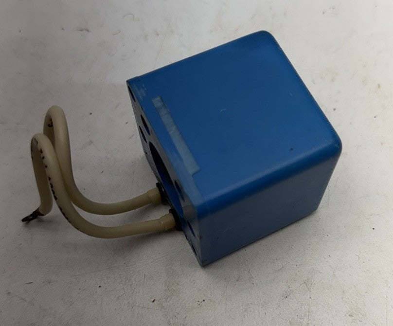 New VICKERS P/N 02-101731 110V 50 .48AMP 120V 60hz .46AMP MH19333