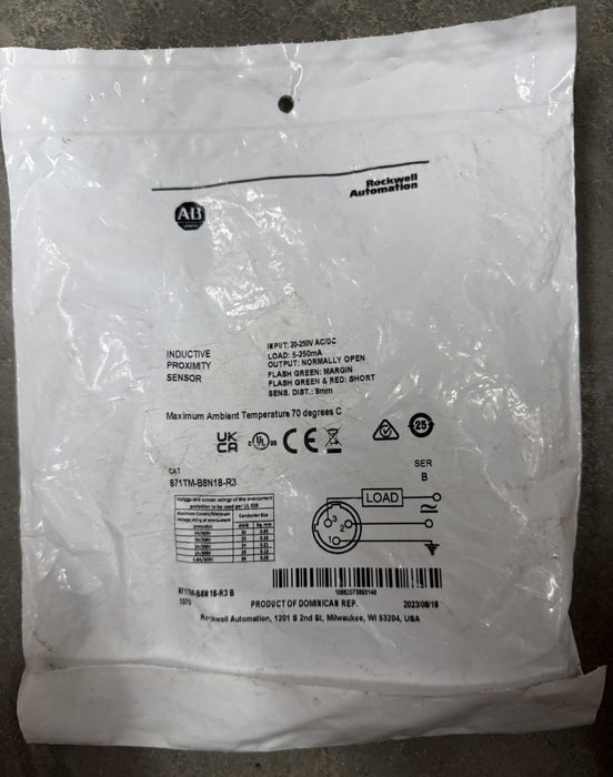 871TM-B8N18-R3 New FACTORY BAG IS TORN OPEN Allen Bradley Proximty Sensor