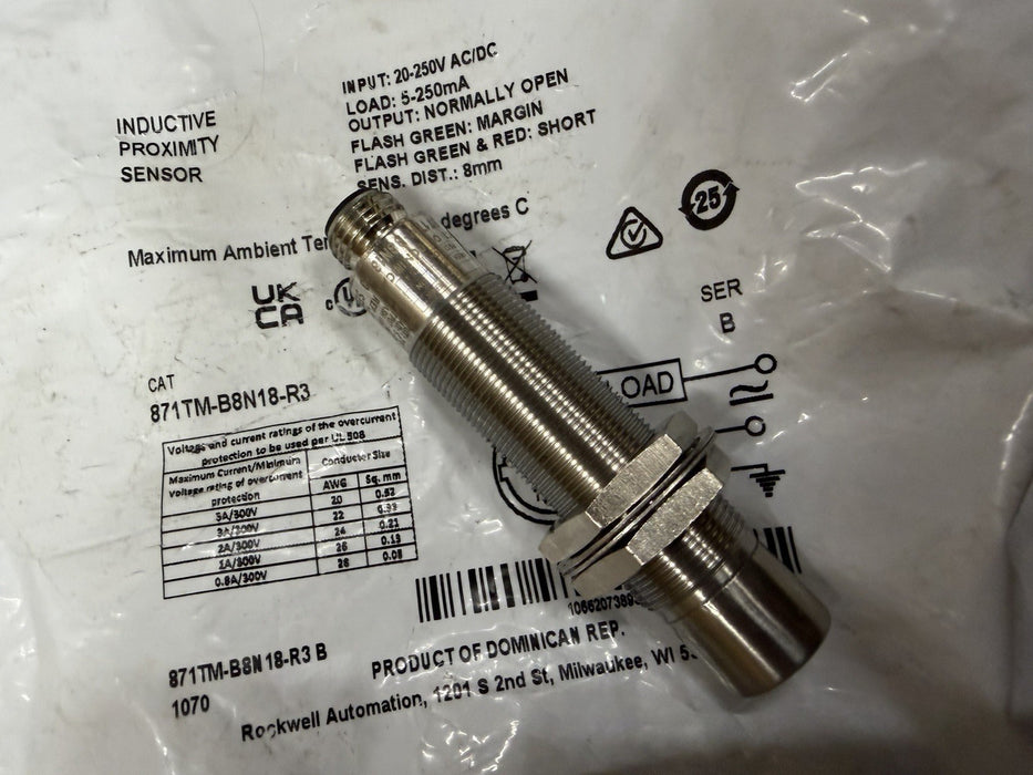 871TM-B8N18-R3 New FACTORY BAG IS TORN OPEN Allen Bradley Proximty Sensor