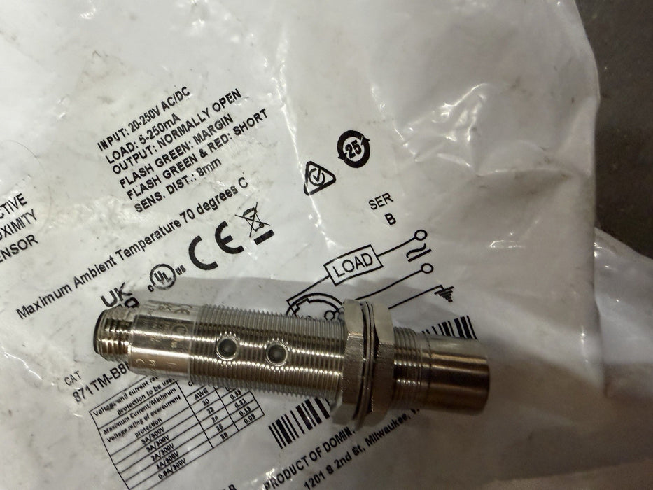 871TM-B8N18-R3 New FACTORY BAG IS TORN OPEN Allen Bradley Proximty Sensor