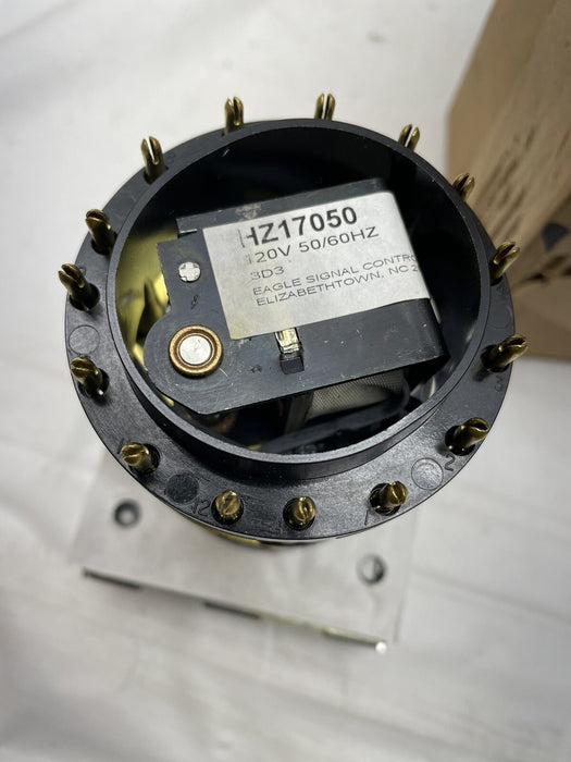 NEW DANAHER MODEL HZ172A6 COUNTER 0335 / 1007558 0-40 COUNTS 120/240 VAC HZ17050
