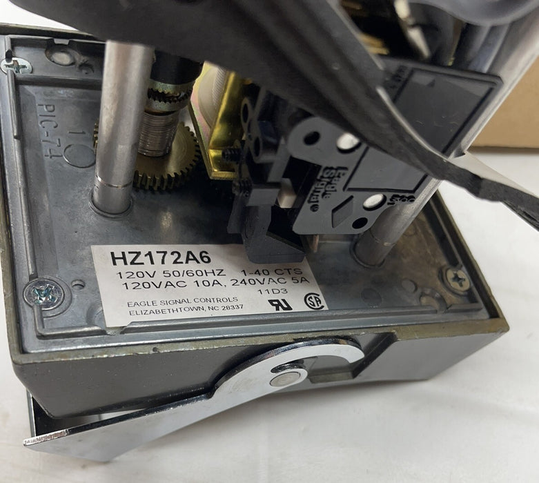 NEW DANAHER MODEL HZ172A6 COUNTER 0335 / 1007558 0-40 COUNTS 120/240 VAC HZ17050