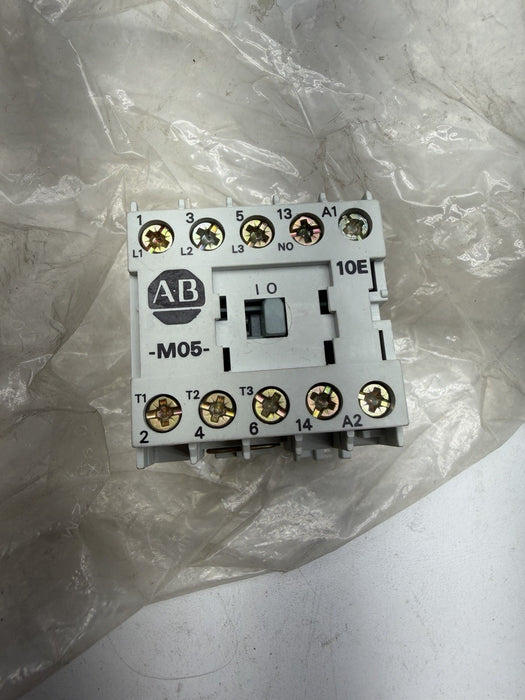 Allen Bradley 190E-MND2-CB40S Mini Contactor 100-MO5N*3