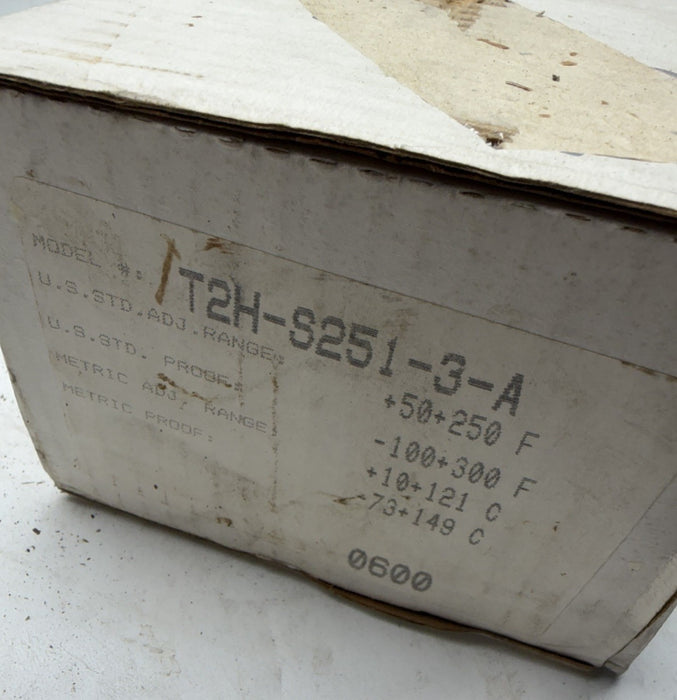 NEW BARKSDALE T2H-S251-3-A / T2HS2513A TEMPERATURE SWITCH ADJ RANGE 50-250F