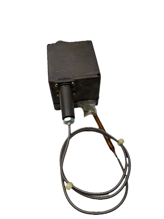NEW BARKSDALE T2H-S251-3-A / T2HS2513A TEMPERATURE SWITCH ADJ RANGE 50-250F