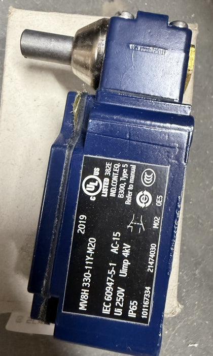 NEW Schmersal 101167334 Heavy Duty Limit Switch MV8H33011YM20 MV8H-330-11Y-M20