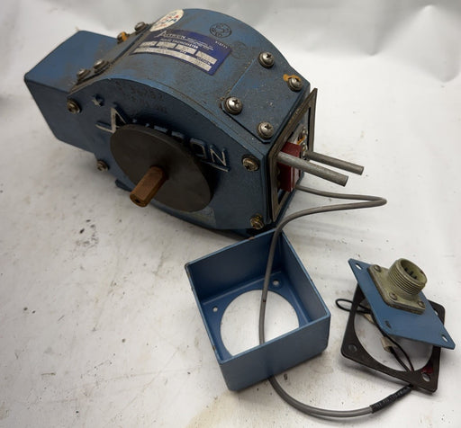 NEW AVTRON T770B PULSE GENERATOR T770B-2D-10 Robbed Of Some Screws For The J-box