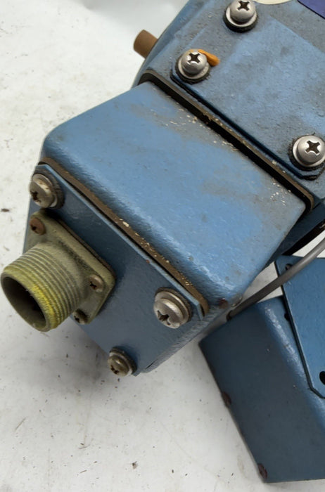 NEW AVTRON T770B PULSE GENERATOR T770B-2D-10 Robbed Of Some Screws For The J-box