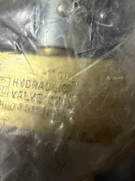 F600B-11GU, PARKER FLOW CONTROL VALVE XB324, 2000 PSI 140 BAR MAX 8 GPM 30 LPM